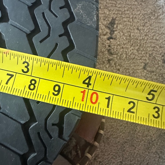 Bottega Veneta Sandals - Picture 9 of 9